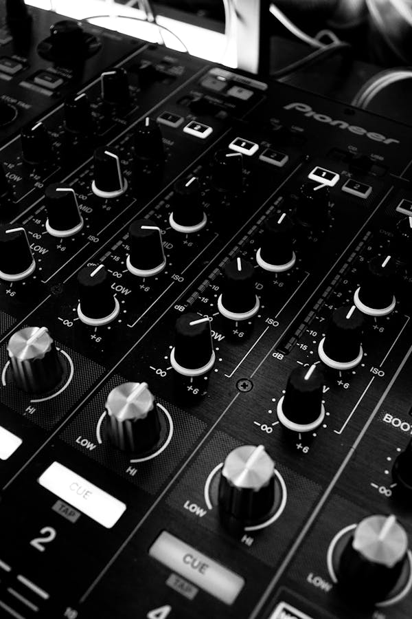 pexels-photo-63703-2